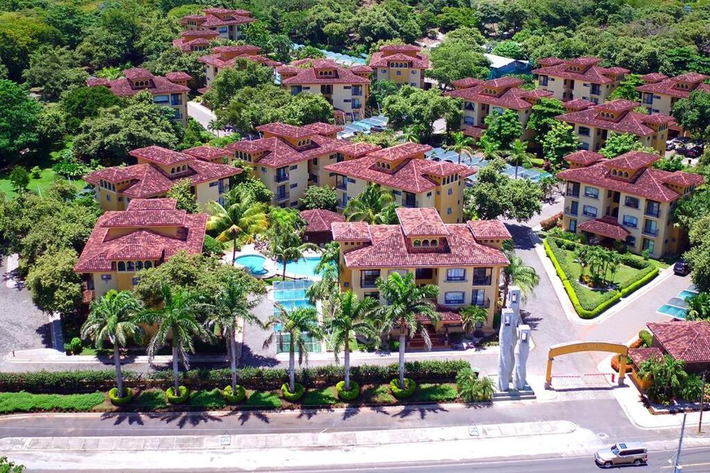 The Oaks Tamarindo Pool Front Condominiums Fast Wifi 外观 照片