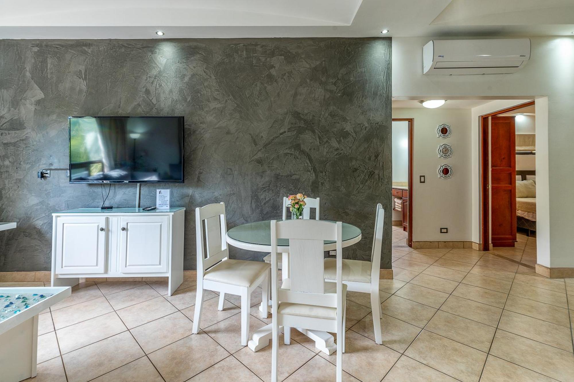 The Oaks Tamarindo Pool Front Condominiums Fast Wifi 外观 照片